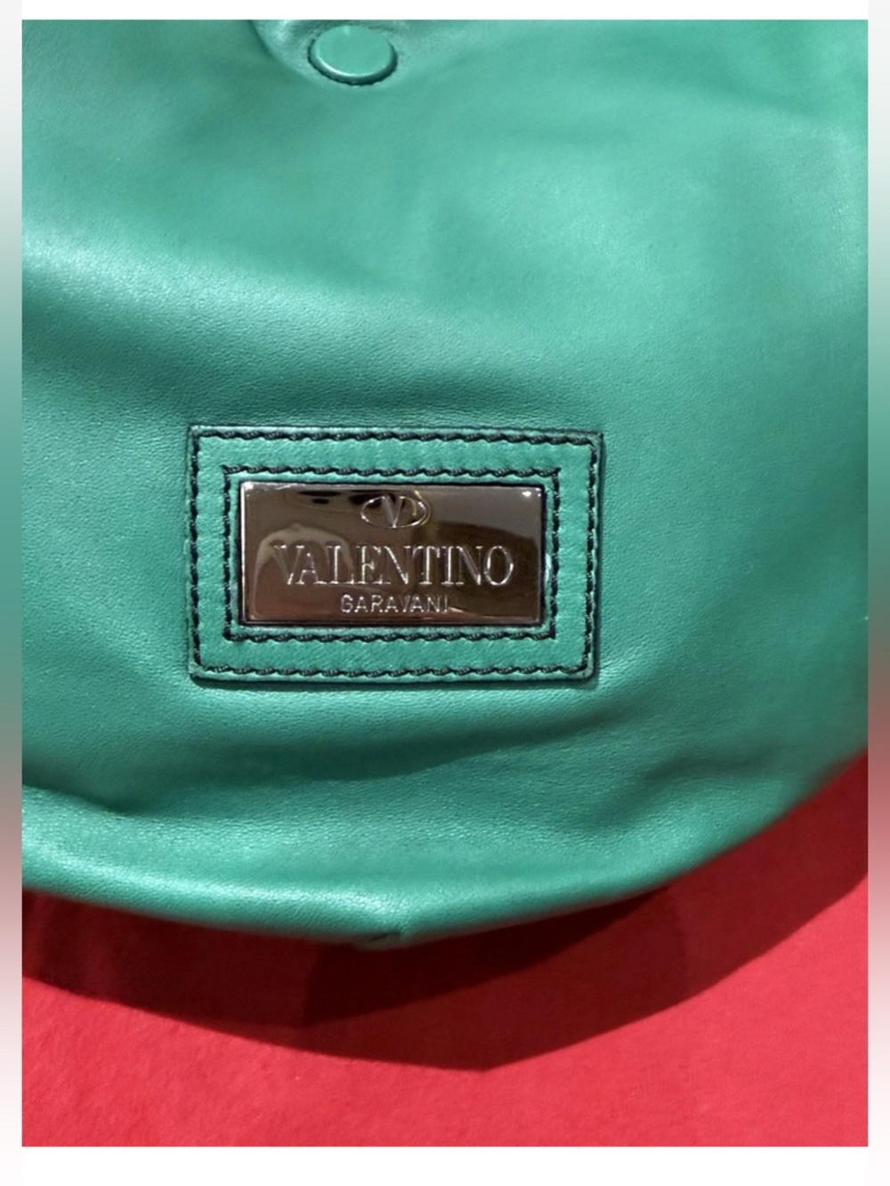 Valentino Garavani Soft Bow Leather Tote Bag - Picture 6 of 7